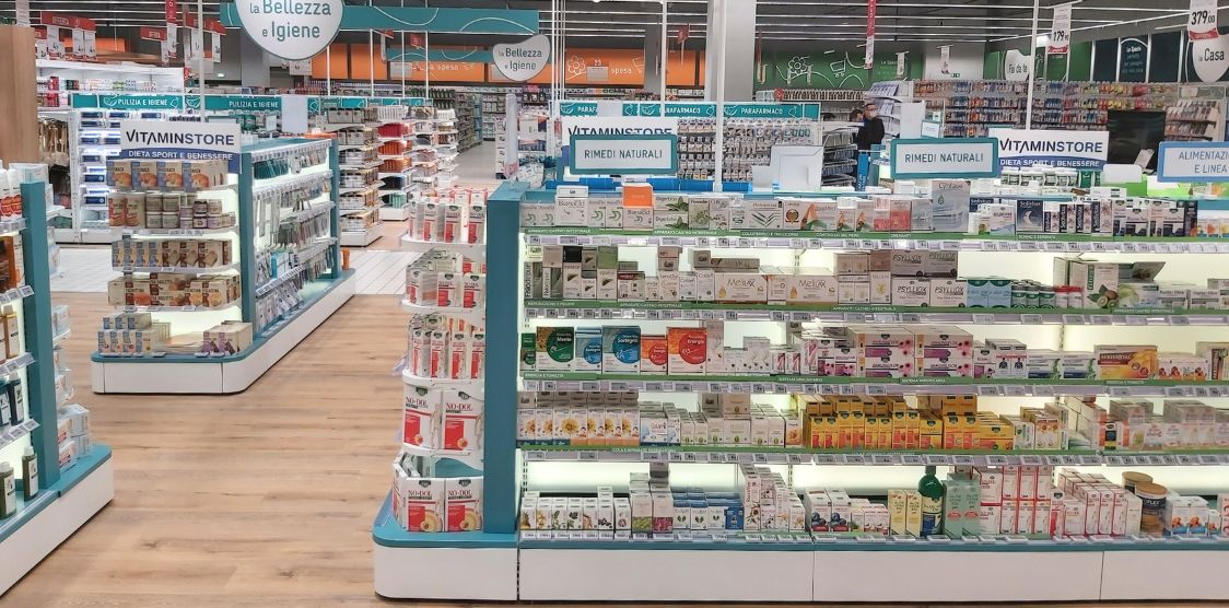 APOTEKA U OKVIRU SUPER I HIPERMARKETA: I TREND I POTREBA